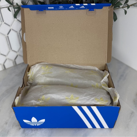 Adidas Gazelle Indoor Night Indigo Off White Gold Gum Sole Women’s 6.5 NWT - Picture 9 of 12